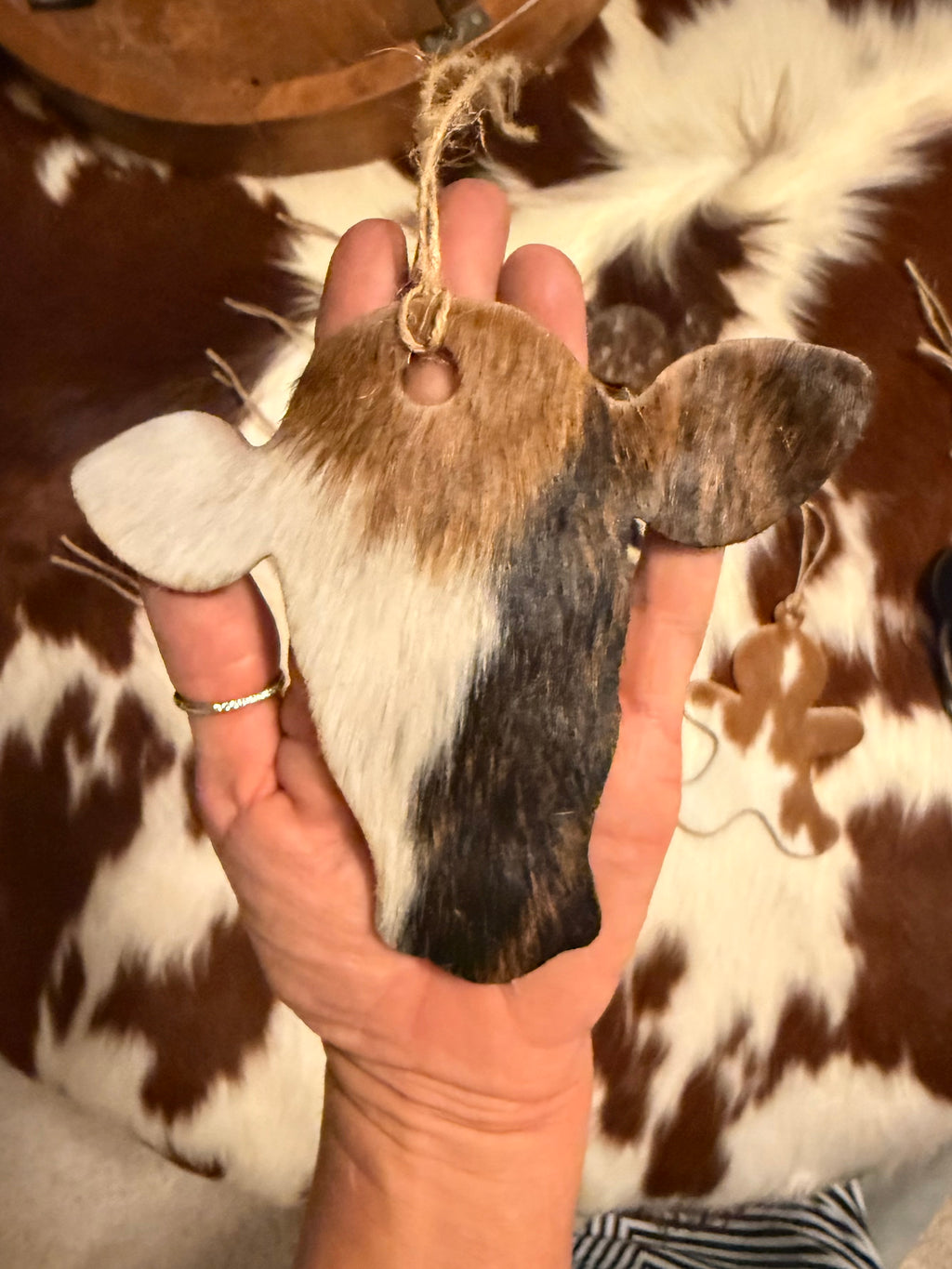 Handmade Genuine Cowhide Cow Head Ornament